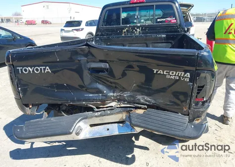 1999 Toyota Tacoma z USA, uszkodzony, nr VIN 4TAWN72N9XZ440491